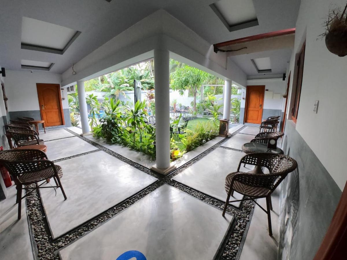 Tiger Shark Residence & Dive Fuvahmulah Extérieur photo